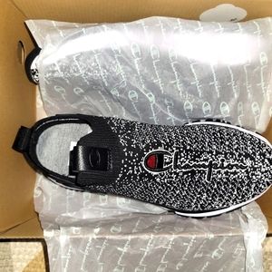 REFLEX MINGLE KNIT BLACK COOKIE CHAMPION SNEAKERS NWT&BOX